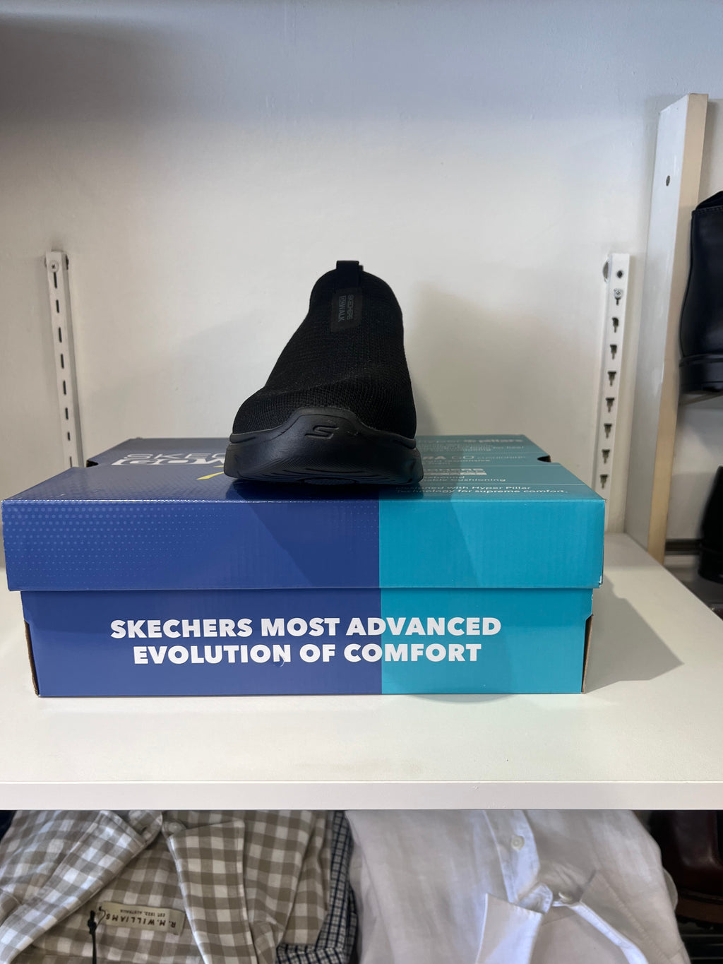 Skechers Men’s GOwalk 7 – Black
