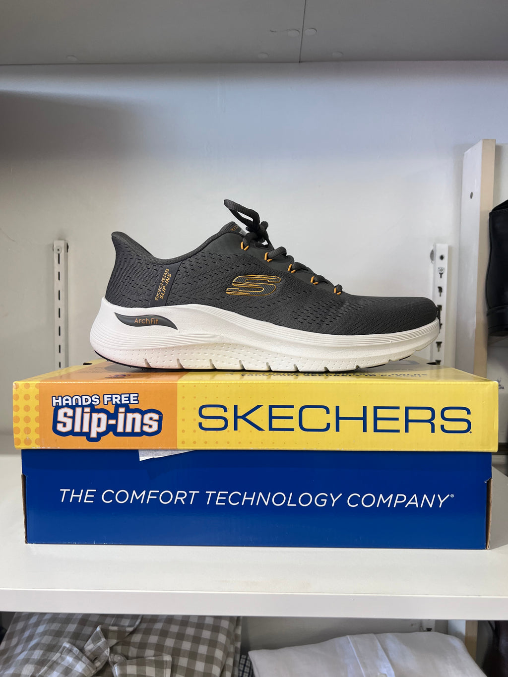 Skechers Men’s Slip-On – Charcoal / Yellow