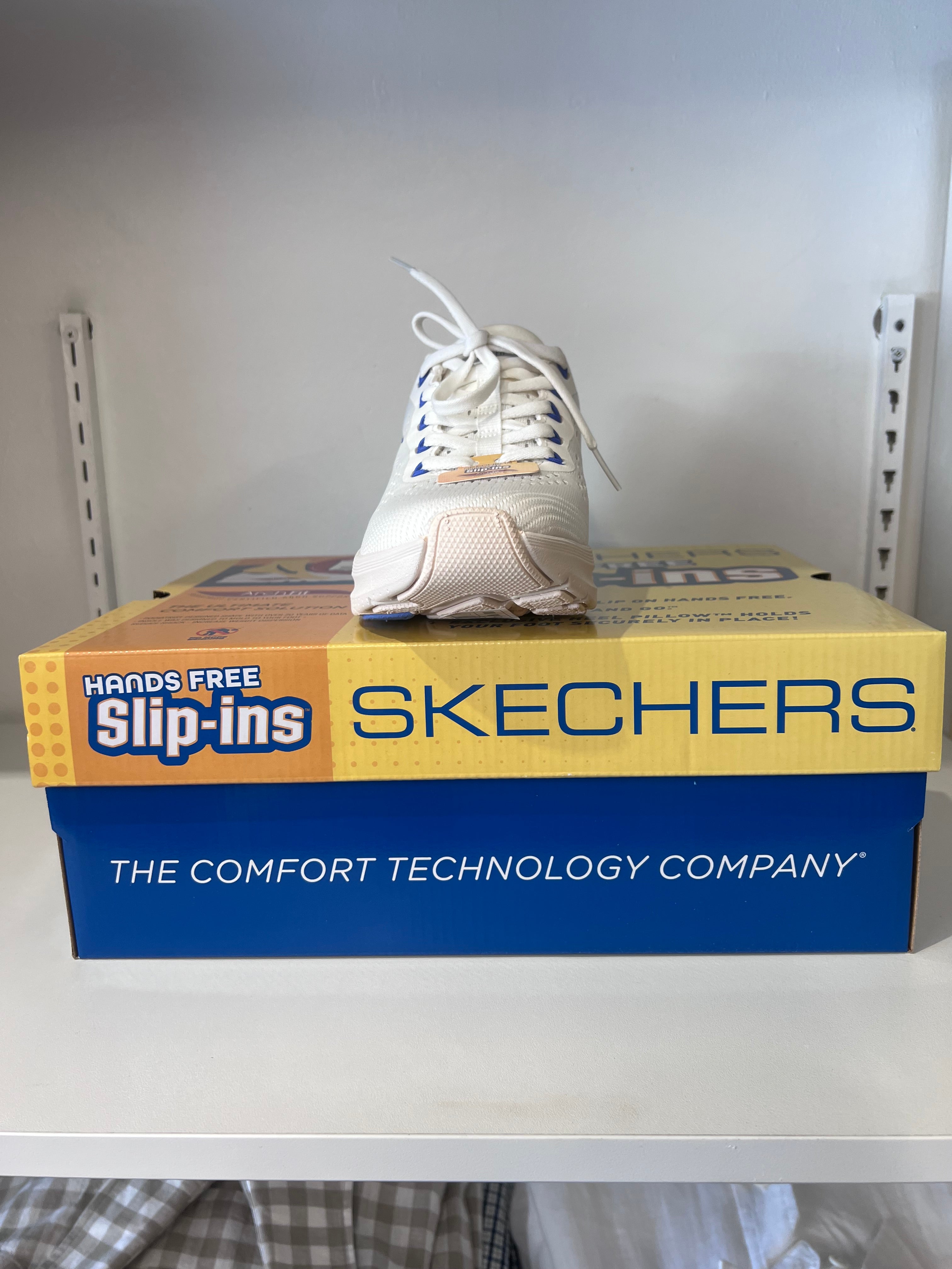 Skechers Women’s Slip-On – White / Multi
