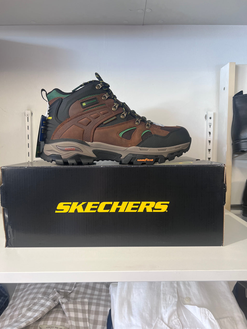 Skechers Men's Waterproof Arch Fit Tarver Lace Up Boots